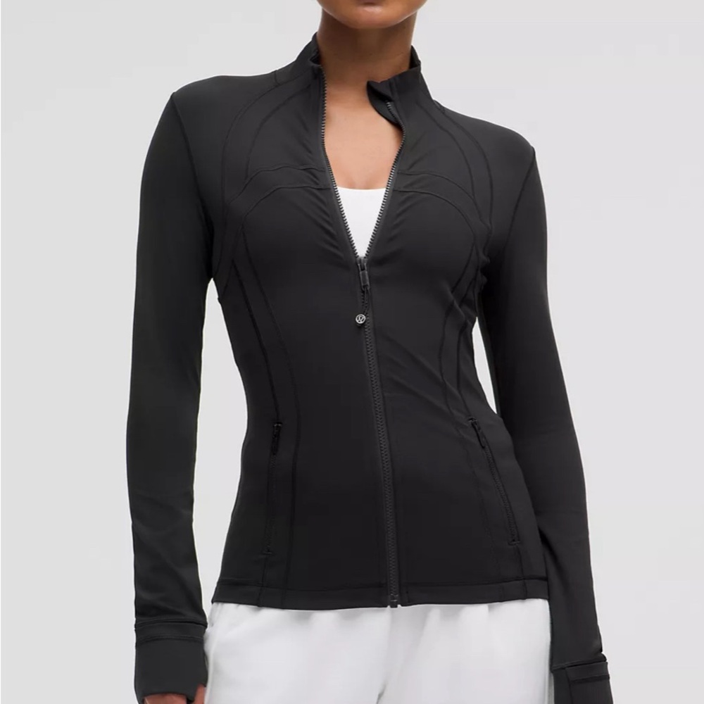 Lululemon women’s Define jacket Nulu black camo zip up size 6